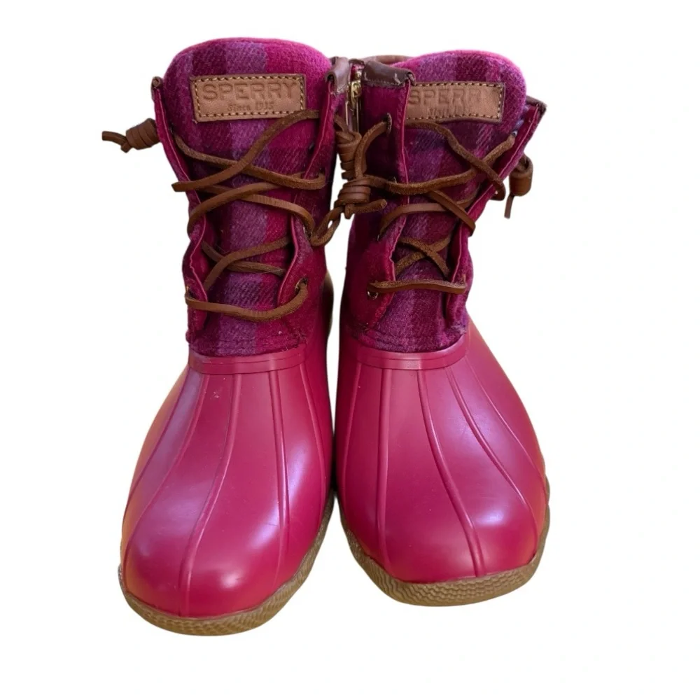 Sperry Saltwater Plaid Wool‎ Duck Boot, Pink, Size 5